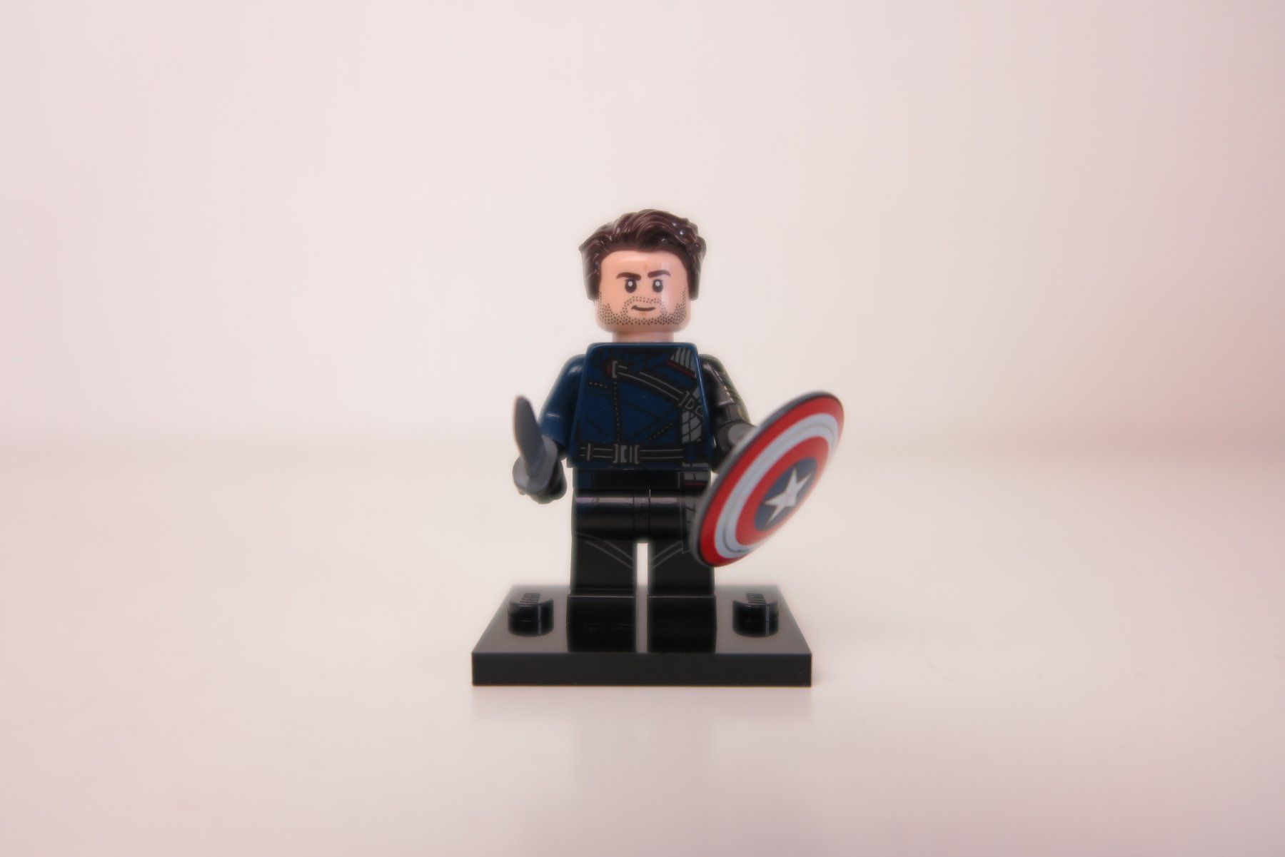 Lego Giocattoli: LEGO Minifigur CMF Marvel Studios Bucky Barnes – Nuovo (secondo la descrizione) da Ostermundigen venduto da RG-Collector