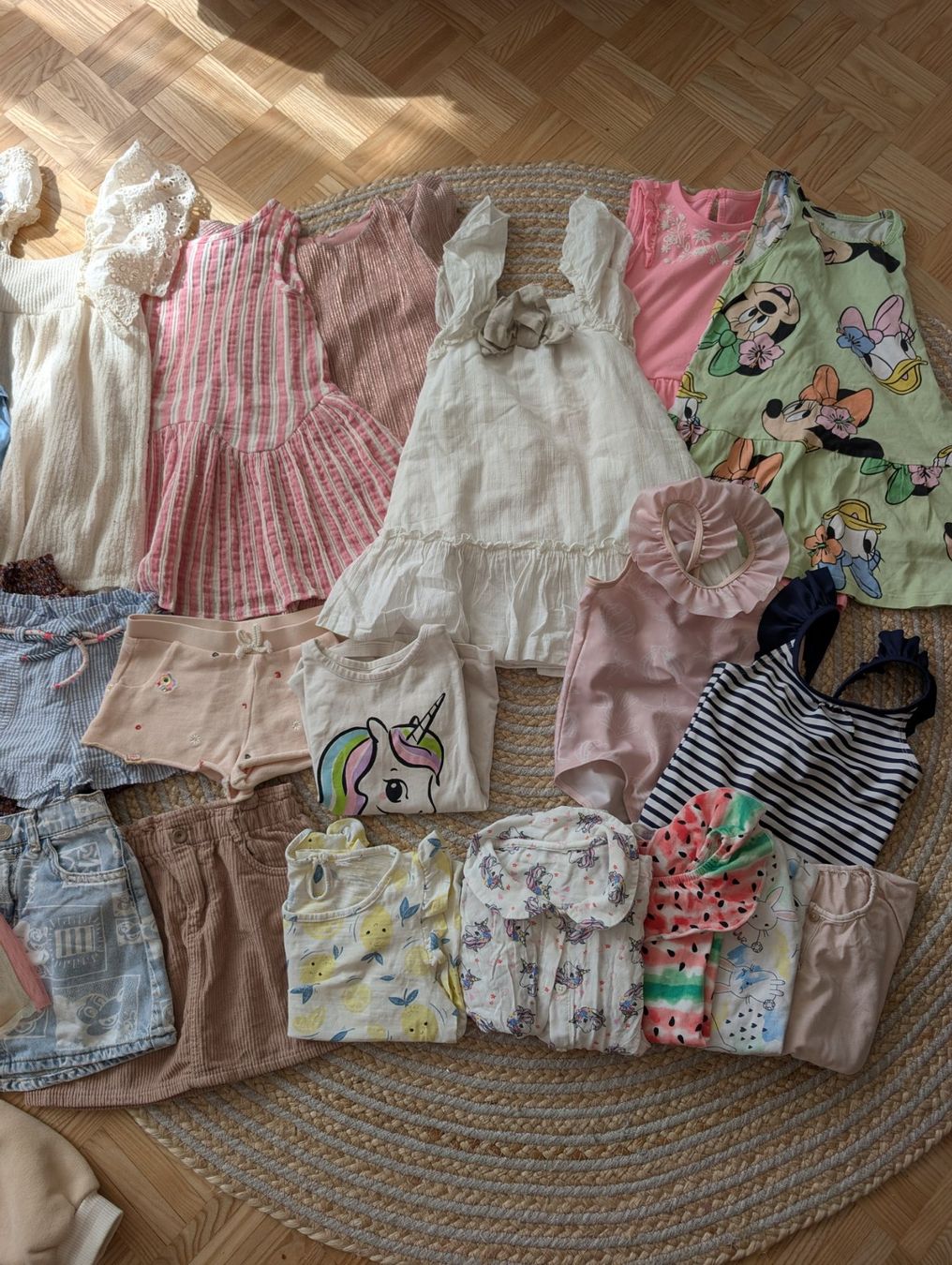 Lotti & Set di vestiti: Mädchenkleiderpaket 98 – Usato da Dietlikon venduto da SaNi15000 1