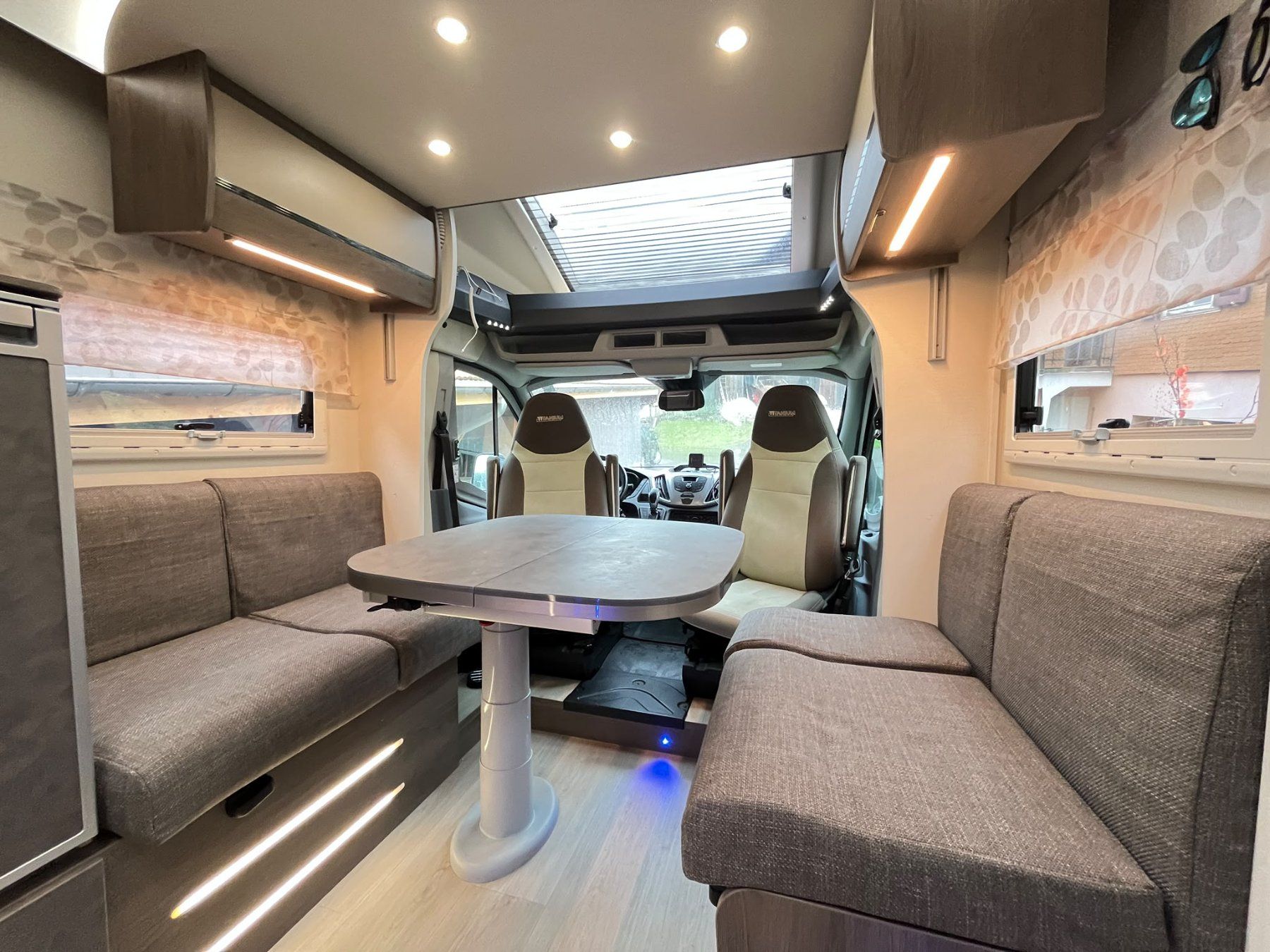 Mobilhome: Chausson Titanium 767 GA, Automat – Gebraucht aus Ballwil von Dwicki 3