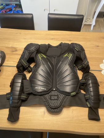Schutzweste Acerbis Grösse L/XLmit Protektoren NEU