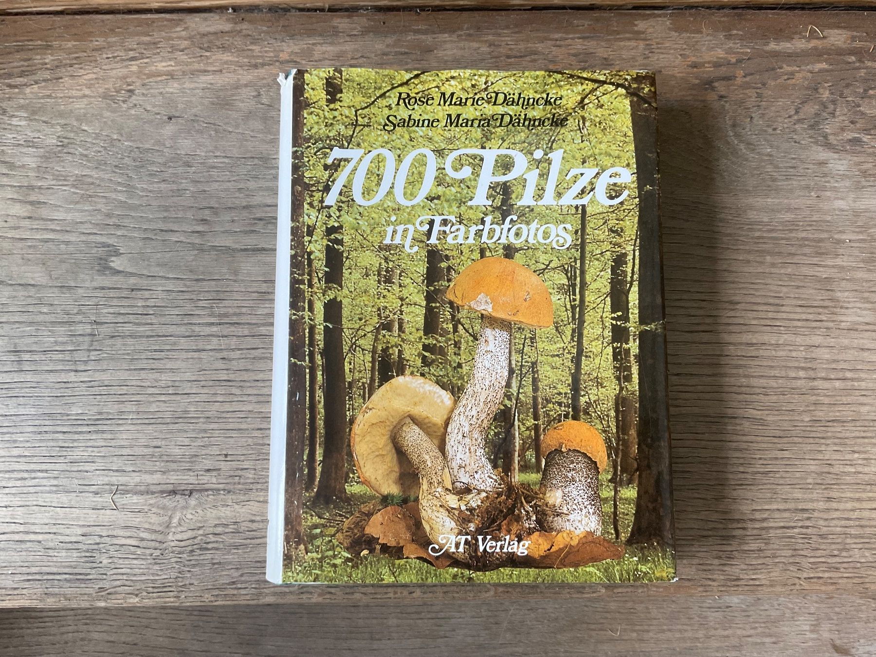 Bücher: Pilzbuch 700 Pilze Buch – Gebraucht aus Aarau von Galaktos