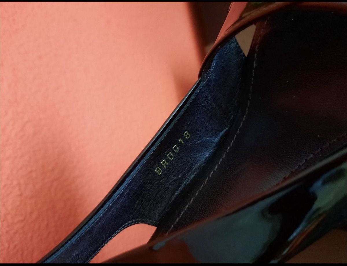 Louis Vuitton Scarpe da donna: Louis Vuitton wedge sandal – Nuovo (secondo la descrizione) da Wohlen AG venduto da rol_8r5l 6