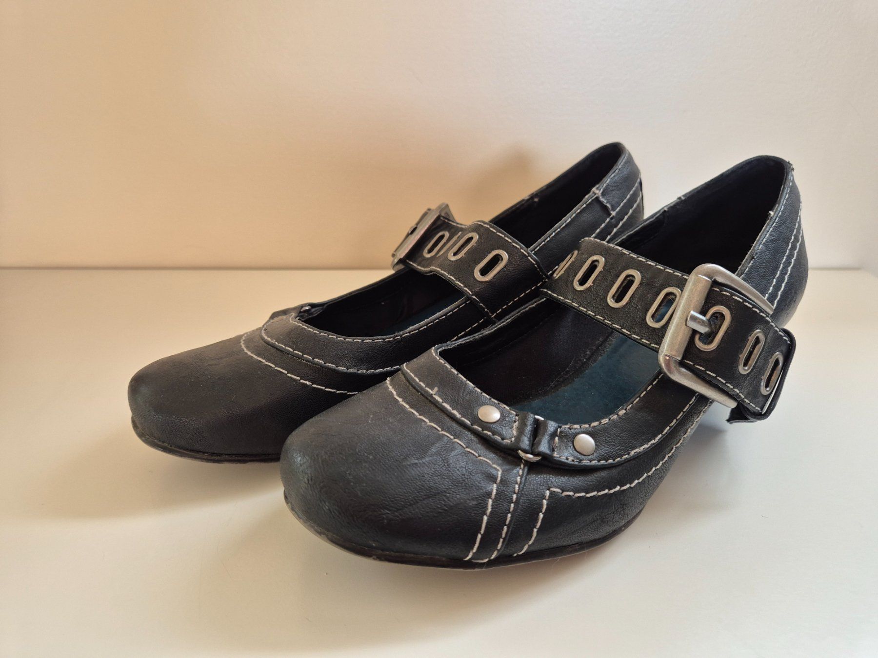 Graceland Scarpe da donna: Pumps schwarz, Gr. 37 – Usato da Dietikon venduto da grafad