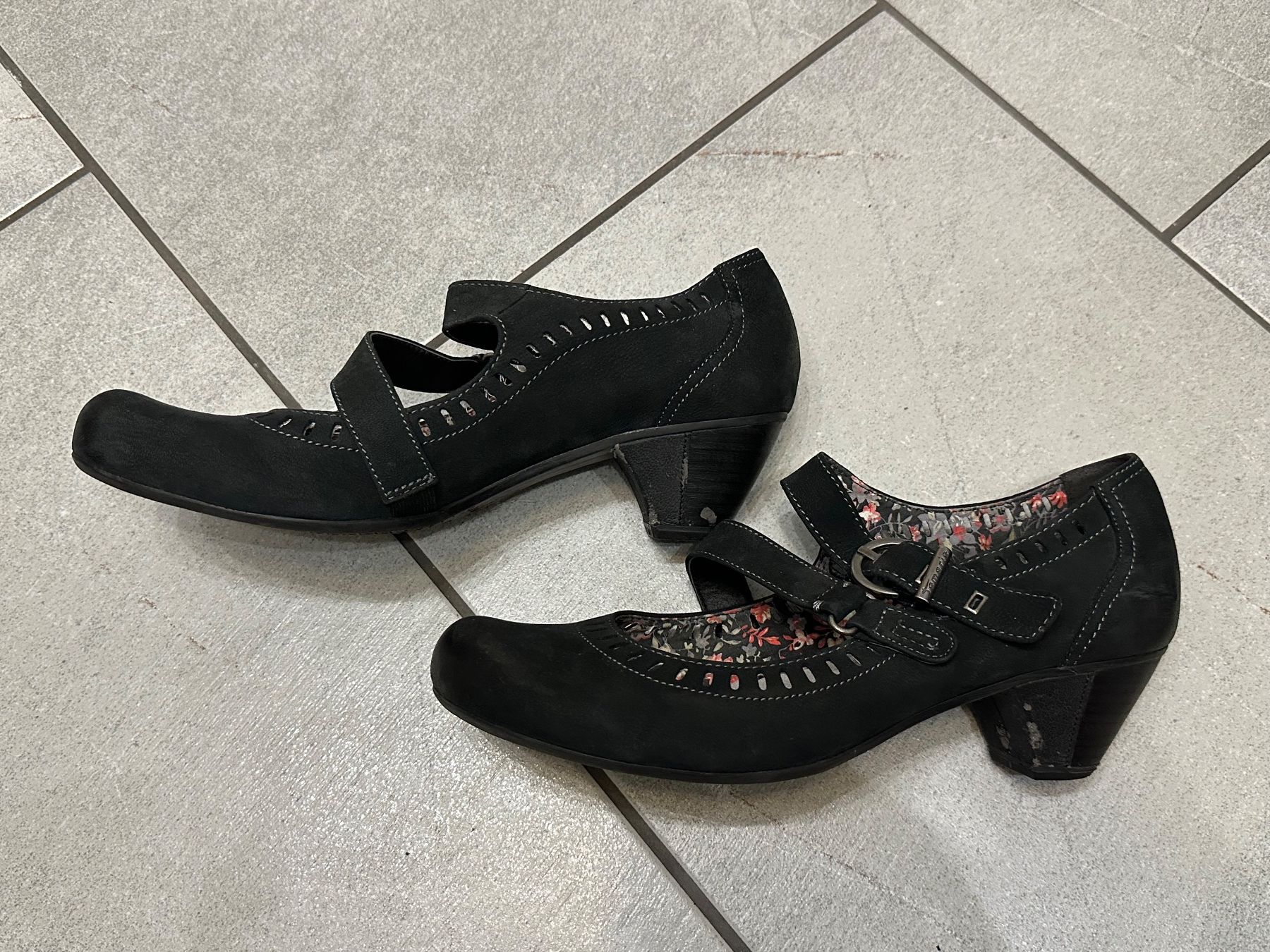 Tamaris Scarpe da donna: TAMARIS Damen Halbschuhe 41 – Usato da Illnau venduto da Xanny777 2