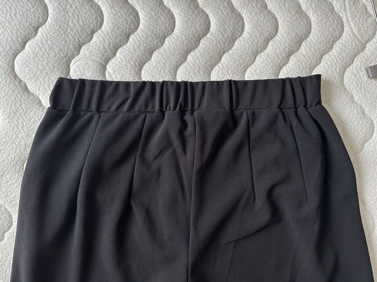 Pantaloni: Schwarze Stoffhose Chicorée, Grösse M – Usato da Zürich venduto da san_828b 1