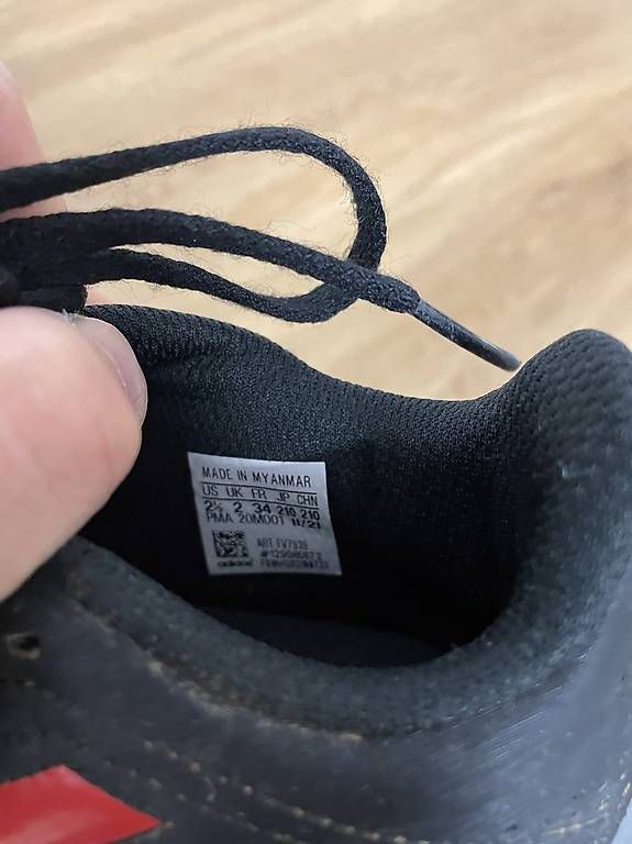 Scarpe per ragazzi: Fussballschuhe Gr 34 – Usato da Klingnau venduto da Miklo83 2