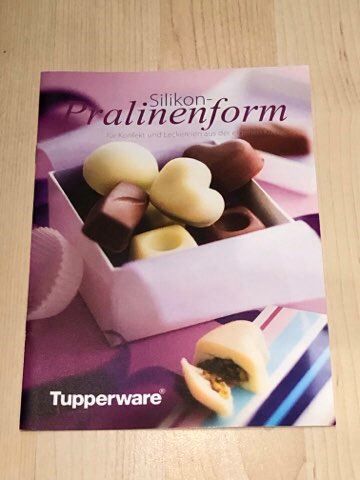 Backformen: Tupperware Rezeptheft Silikon „Pralinenform" – Neu (gemäss Beschreibung) aus Wallbach von paxnic