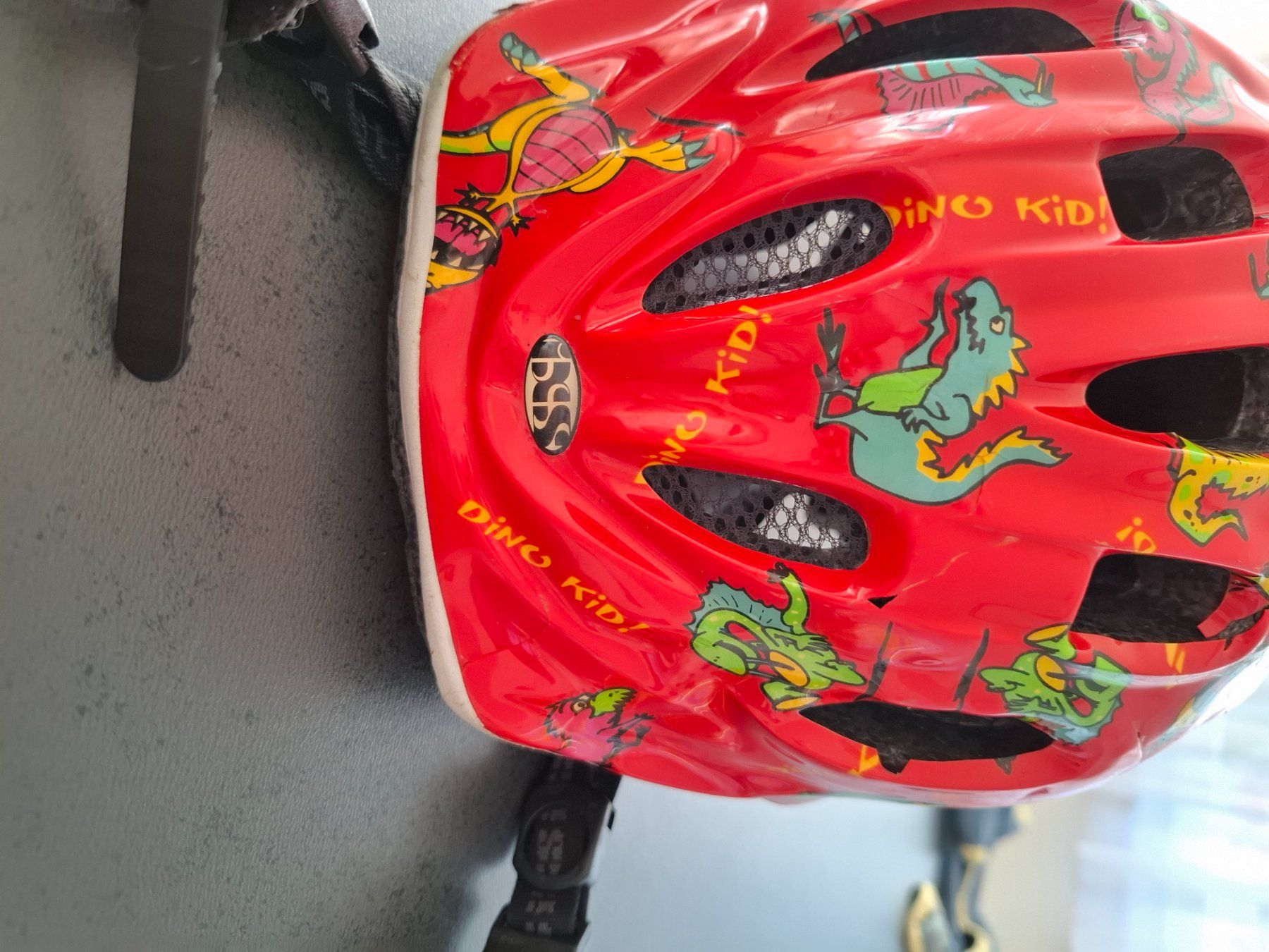 Caschi: Kinder Velohelm – gebraucht – Usato da Hunzenschwil venduto da Tanja2011 9