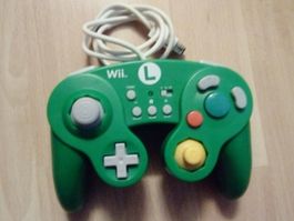 HORI Battle Pad Pro Luigi Edition Wii/Wi U/PC