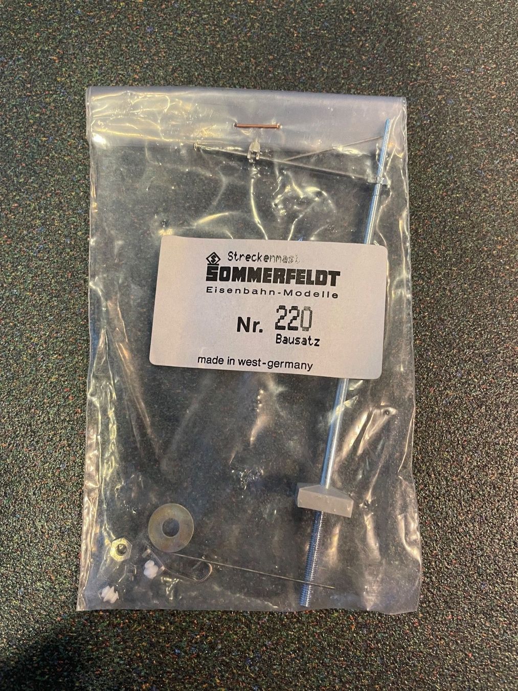 Sommerfeldt Modellini di ferrovie: SOMMERFELDT 220 STRECKENMAST-BAUSATZ FS – Nuovo (secondo la descrizione) da Chiasso venduto da Carrara-Modellismo