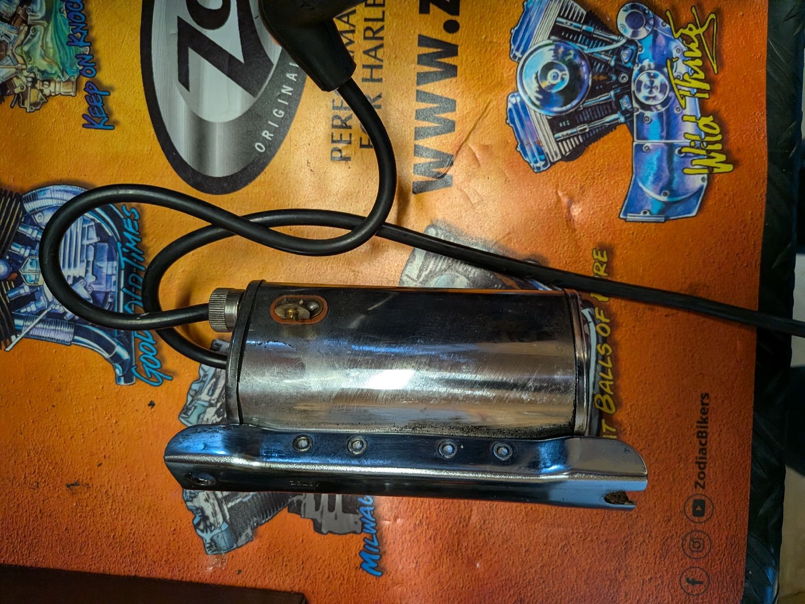 Harley-Davidson Tutti i ricambio per moto: Bobine d'allumage Panhead 6V – Usato da Vuadens venduto da AlainHarley 1