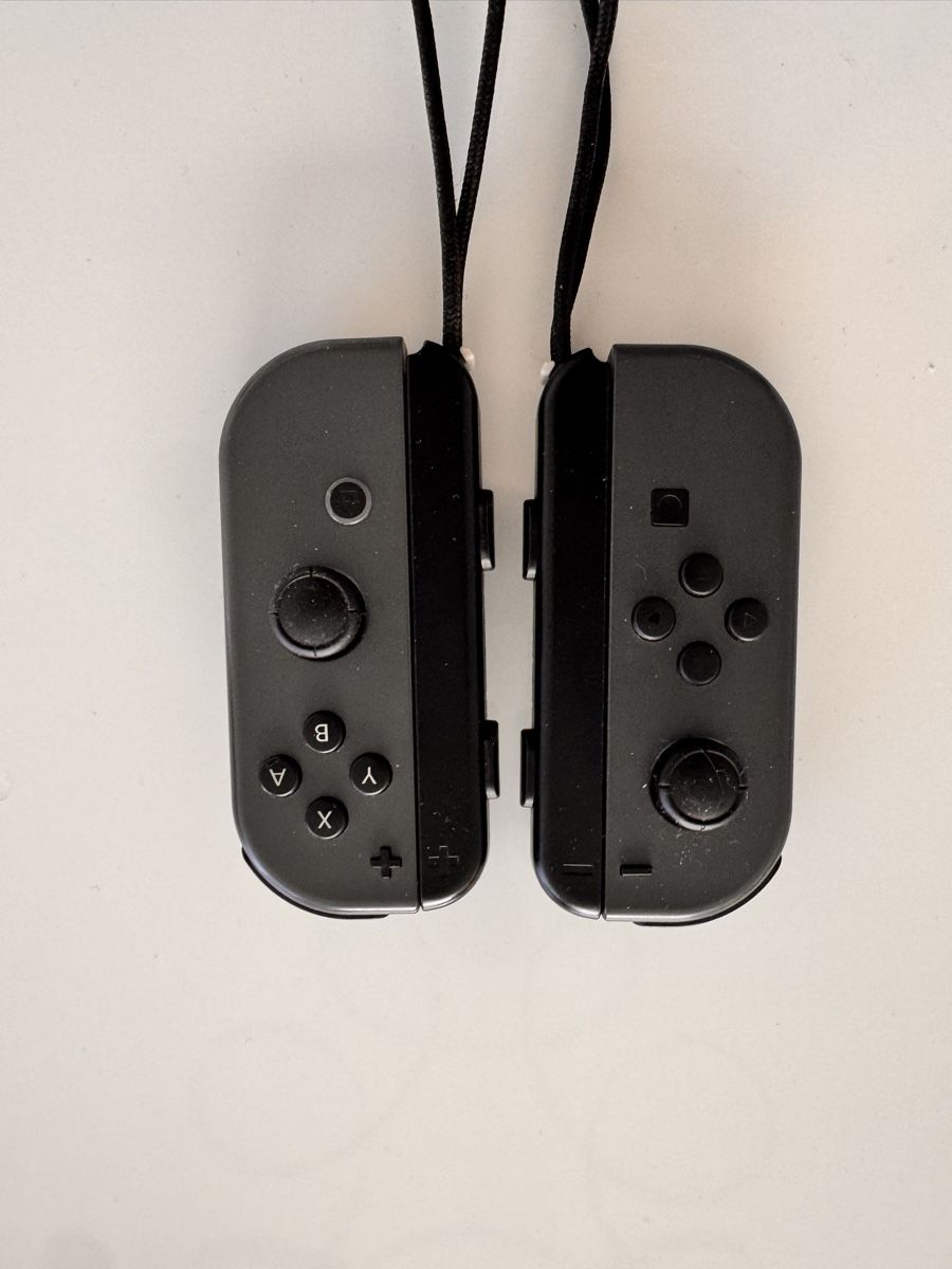 Nintendo Console: Nintendo Switch inkl. 5 Spiele & zusätzl. Joy-Con Controller – Usato da Ostermundigen venduto da Prinos 5
