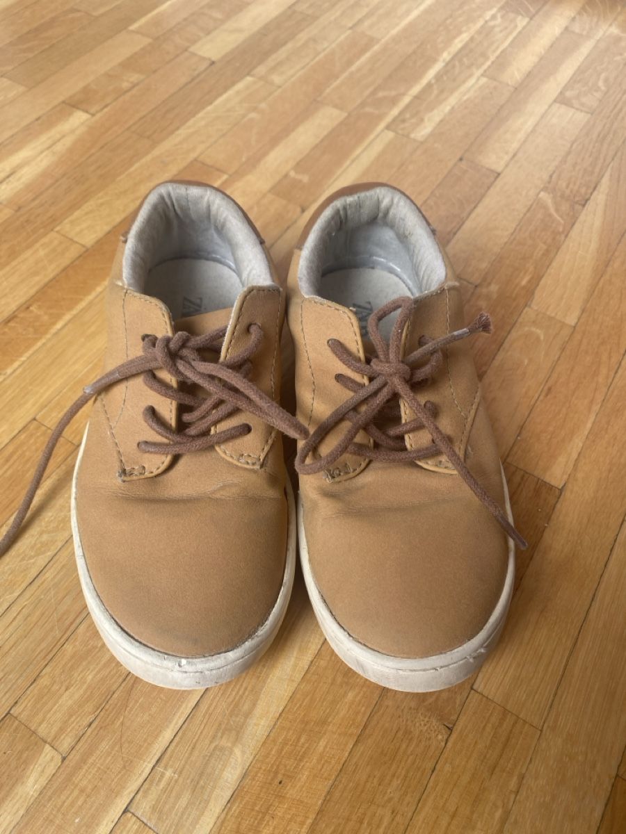 Zara Scarpe per ragazzi: Chaussures enfant t.25 -zara – Usato da Chêne-Bougeries venduto da CeliaMate