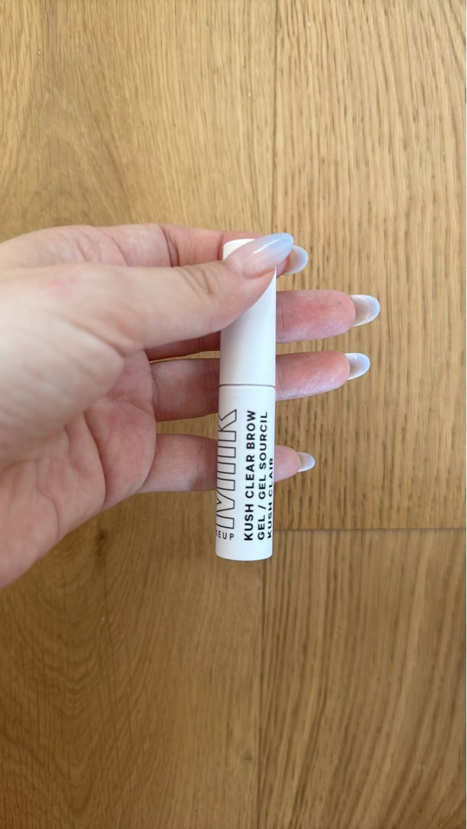 Milk Makeup Make-up: Milk KUSH CLEAR BROW GEL new – Neu und originalverpackt aus St-Gingolph von Ynatka