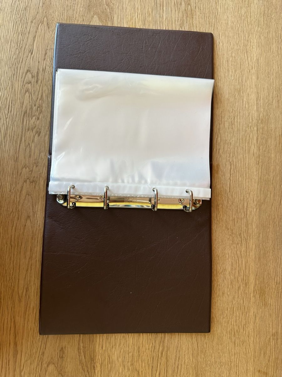 Album: Schöner KRONEN Ringbinder mit 18 Klarsichtmappen  – Usato da Schmitten / FR venduto da Samsara169 4