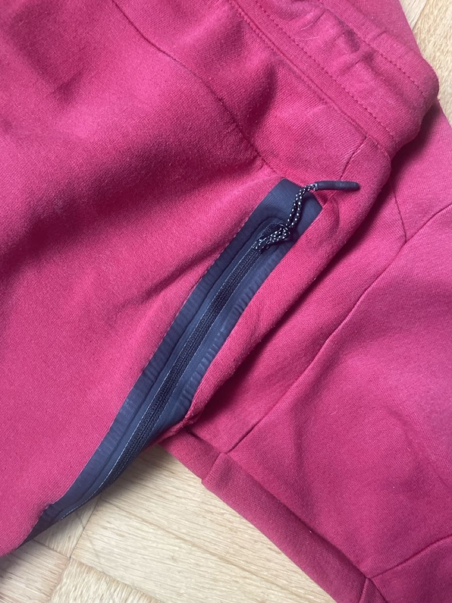 Nike Pantaloni: Nike Hose – Usato da Freidorf TG venduto da ibipatria 1
