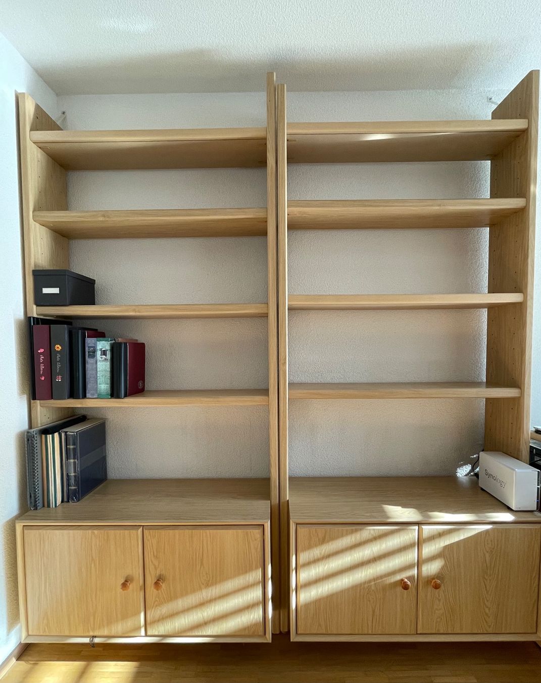 Scaffali: 2 stabile Bücherregale – Usato da Zürich venduto da Fagus11