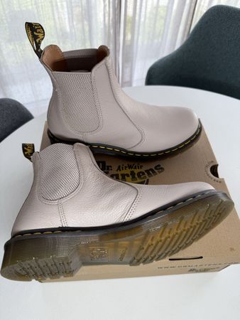 Dr. Martens Chelsea Boots 2976 Vintage Taupe, Grösse 40