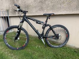 CUBE Fullsuspension Mountainbike Marke CUBE guter Zustand