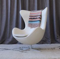 Egg chair by Arne Jacobsen for Fritz Hansen