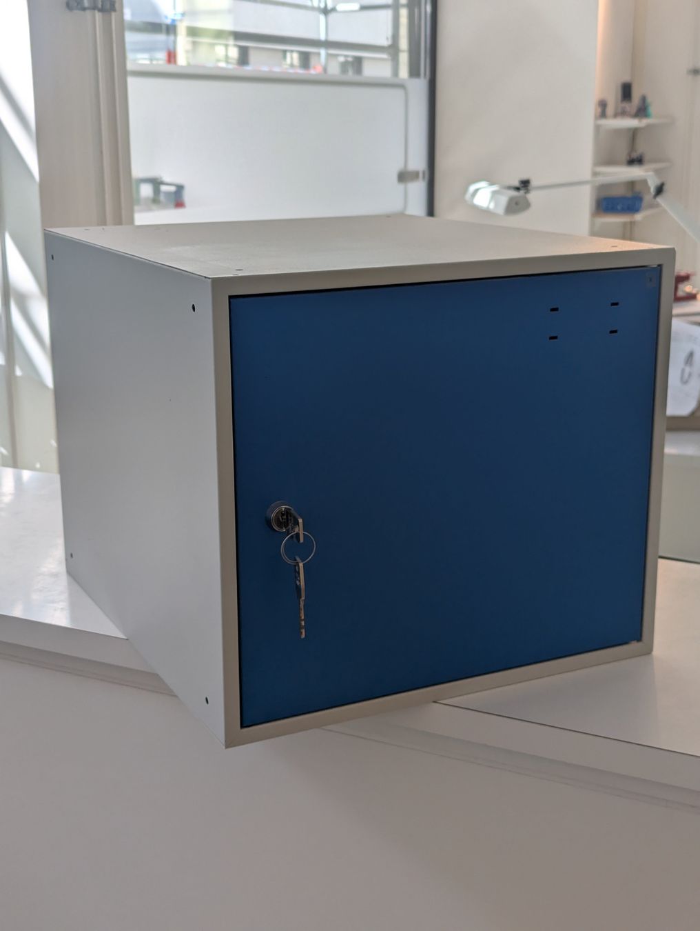 Sonstiges Zubehör: 5x Metall Spind Box, abschliessbar – Gebraucht aus Hergiswil NW von Cl1m4x