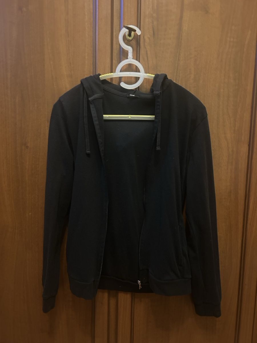 Pulls & Sweat-shirts: Felpa nera taglia M – Neuf (Voir description) à Rivera par ValeShop