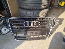 MASCHERINA CALANDRA AUDI  A5 DAL 2007 AL 2012 (8T)