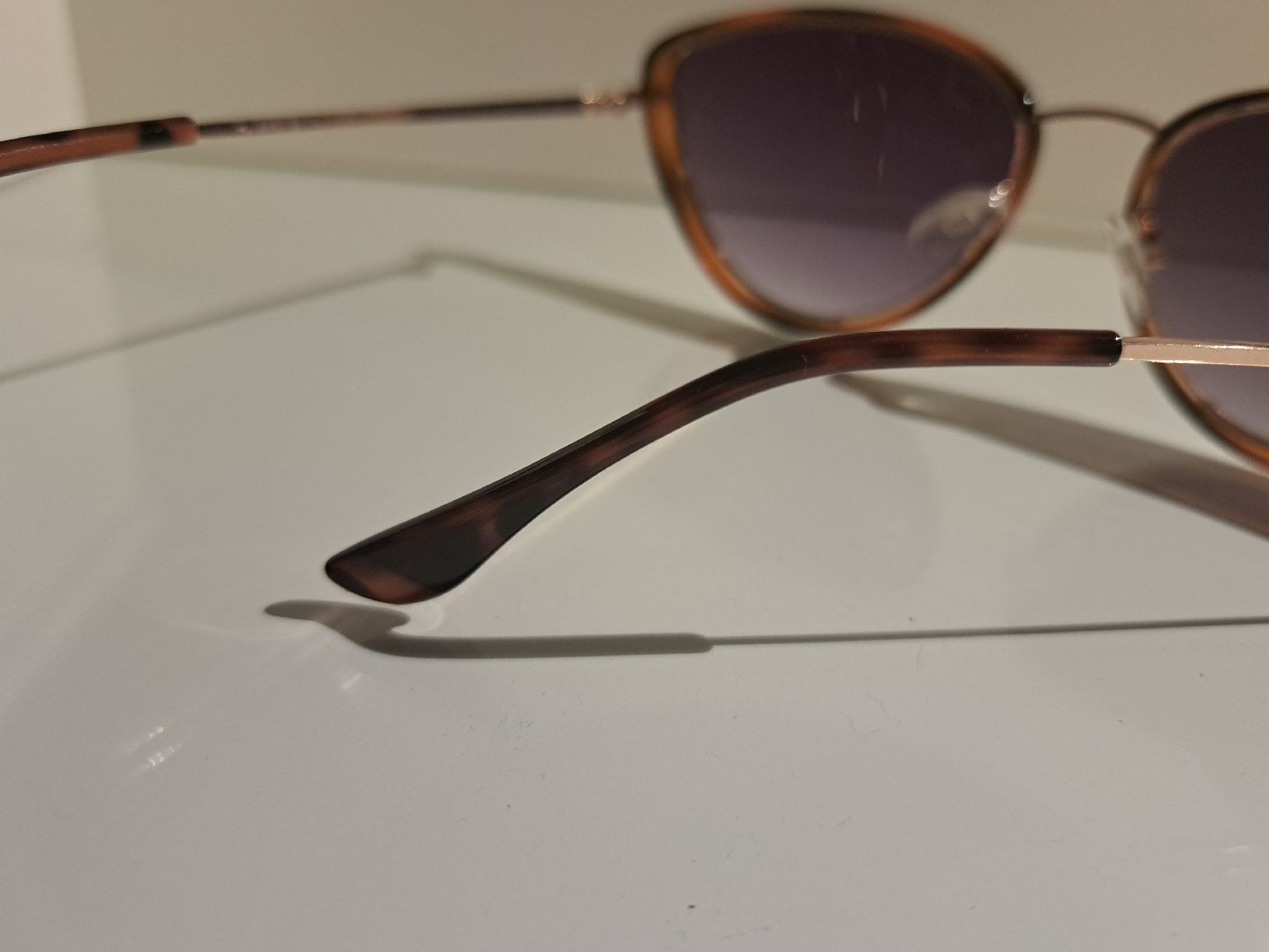 Brillen & Gläser: Sonnenbrille FIZZEN, Fleckenmuster – Gebraucht aus Zürich von dph_r9t2 3