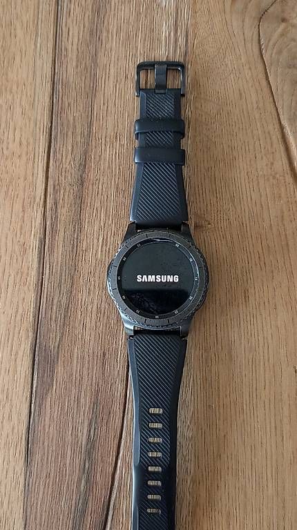 Smartwatch: Samsung Gear S3 – Gebraucht aus Eschenz von mic_2x7r