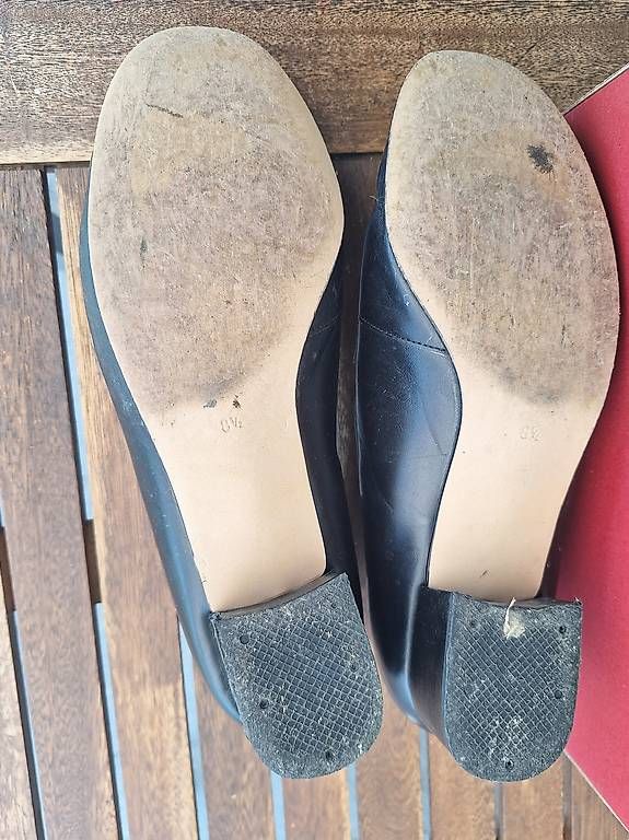 Scarpe da donna: Bally-Trachtenschuhe – Usato da Recherswil venduto da Masta5 1