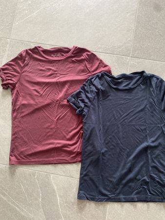 2 T-Shirts von Muntagnard