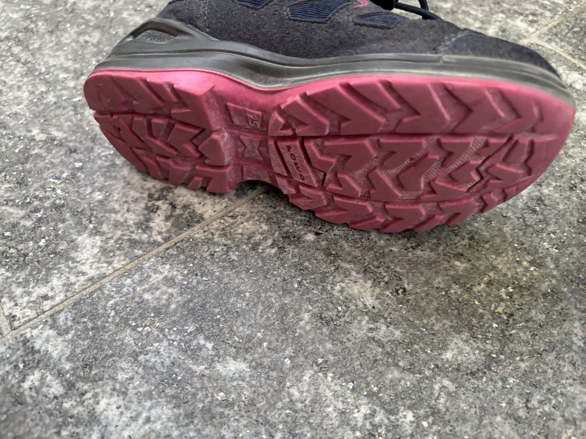 Lowa Schuhe für Jungen: Lowa Wanderschuhe Gr. 25 – Gebraucht aus Wettingen von thea_ 3