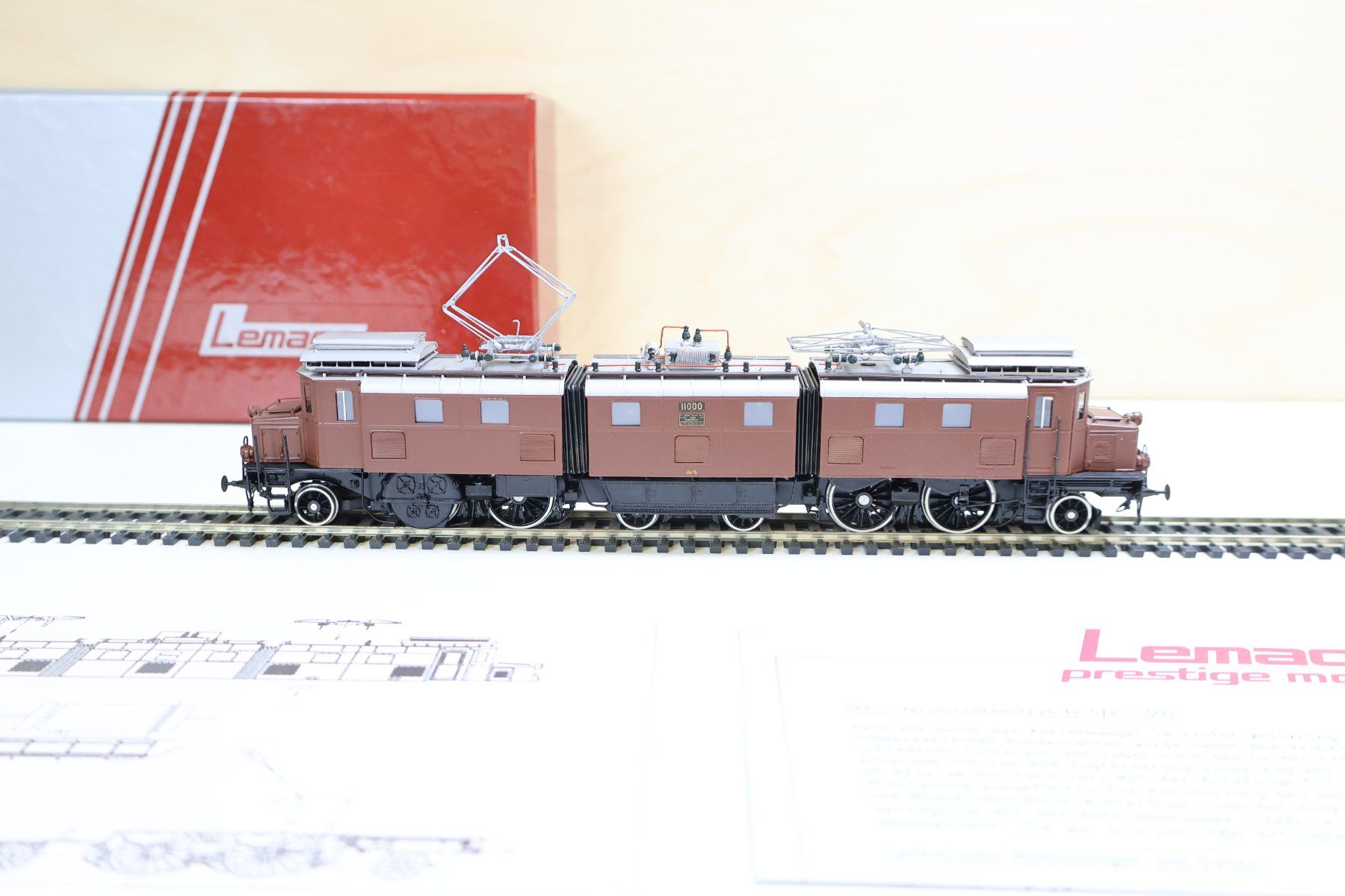 Lemaco Modellini di ferrovie: Lemaco SBB Ae 4/8 E-Lok Grossmutter H0 - Limitiert Messing – Usato da Winterthur venduto da Monstera 2