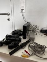 Nintendo Wii Komplettset inkl. 2 Controller + Mario Spiele