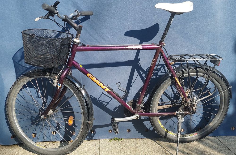 Giant cheap granite bike