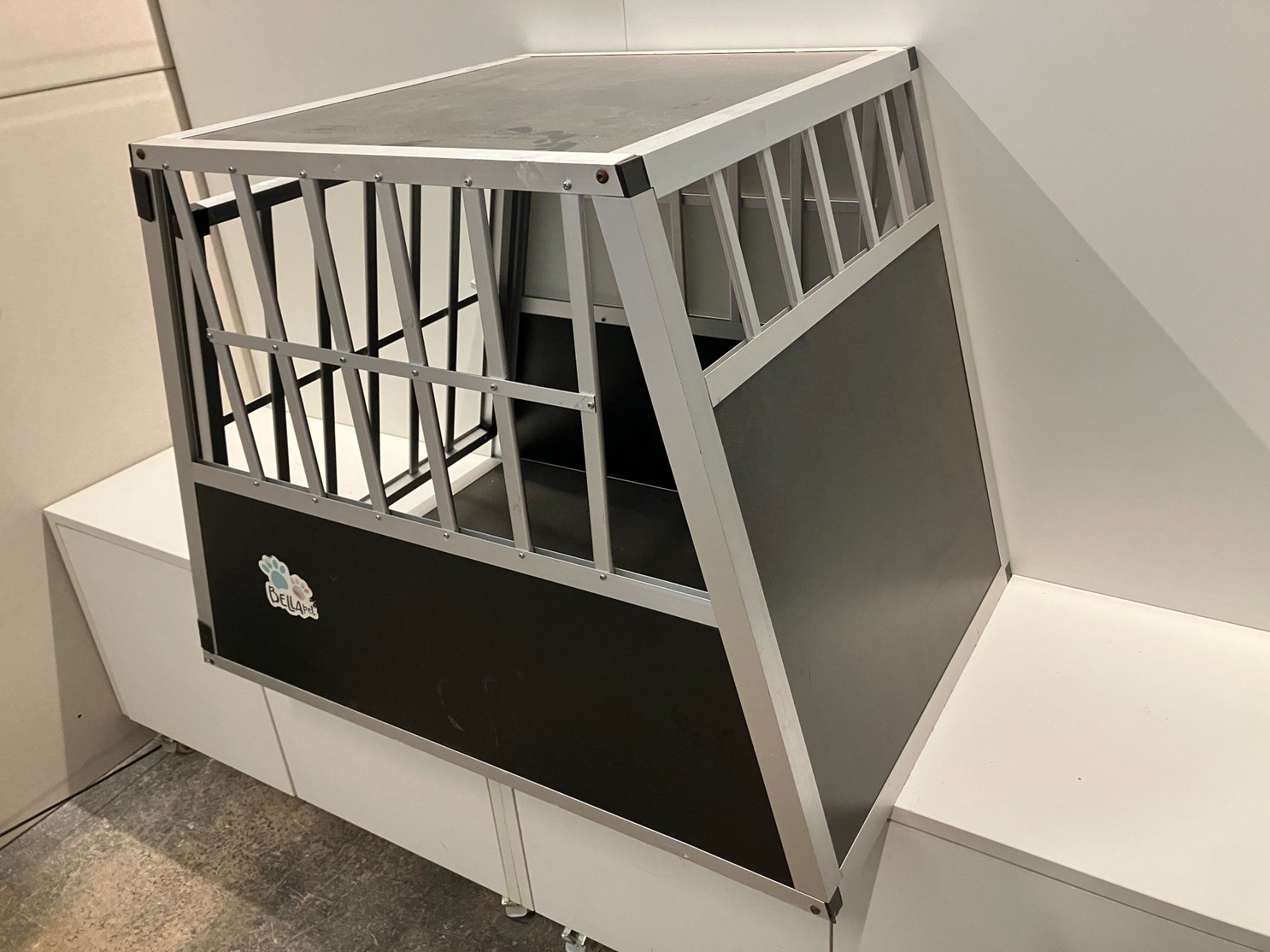 Cages, transport & sécurité: gebr. Hunde Transport Käfig / Box ab 1.- – D'occasion à Lichtensteig par Buy24International 8