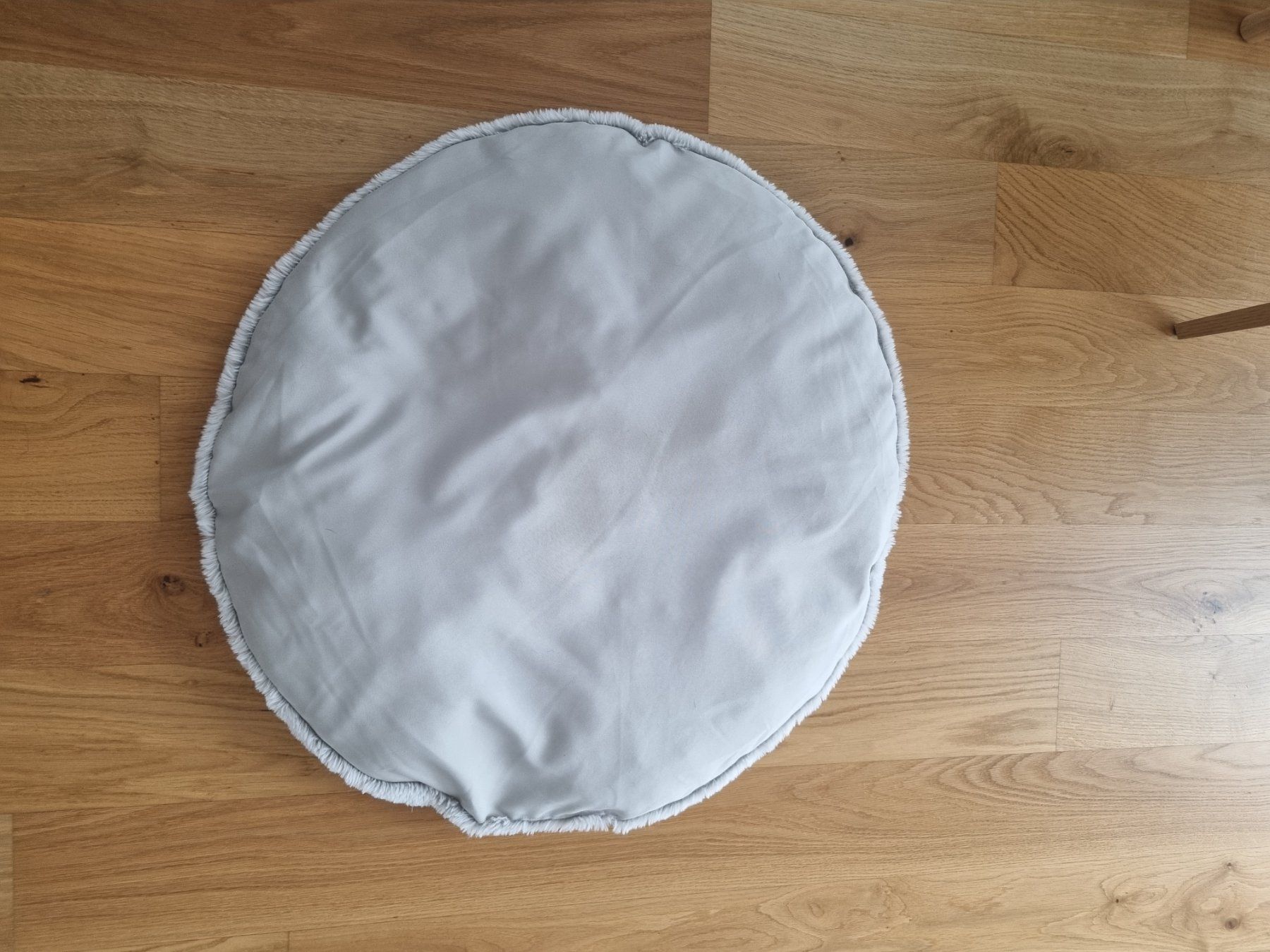 Ikea Cucce & Letti: UTSÅDD Hundebett, light grey, L – Usato da Eglisau venduto da dmtdmt 5