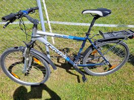 Gut erhaltenes Univega Rover 350 Velo für Frühling 🚴‍♂️