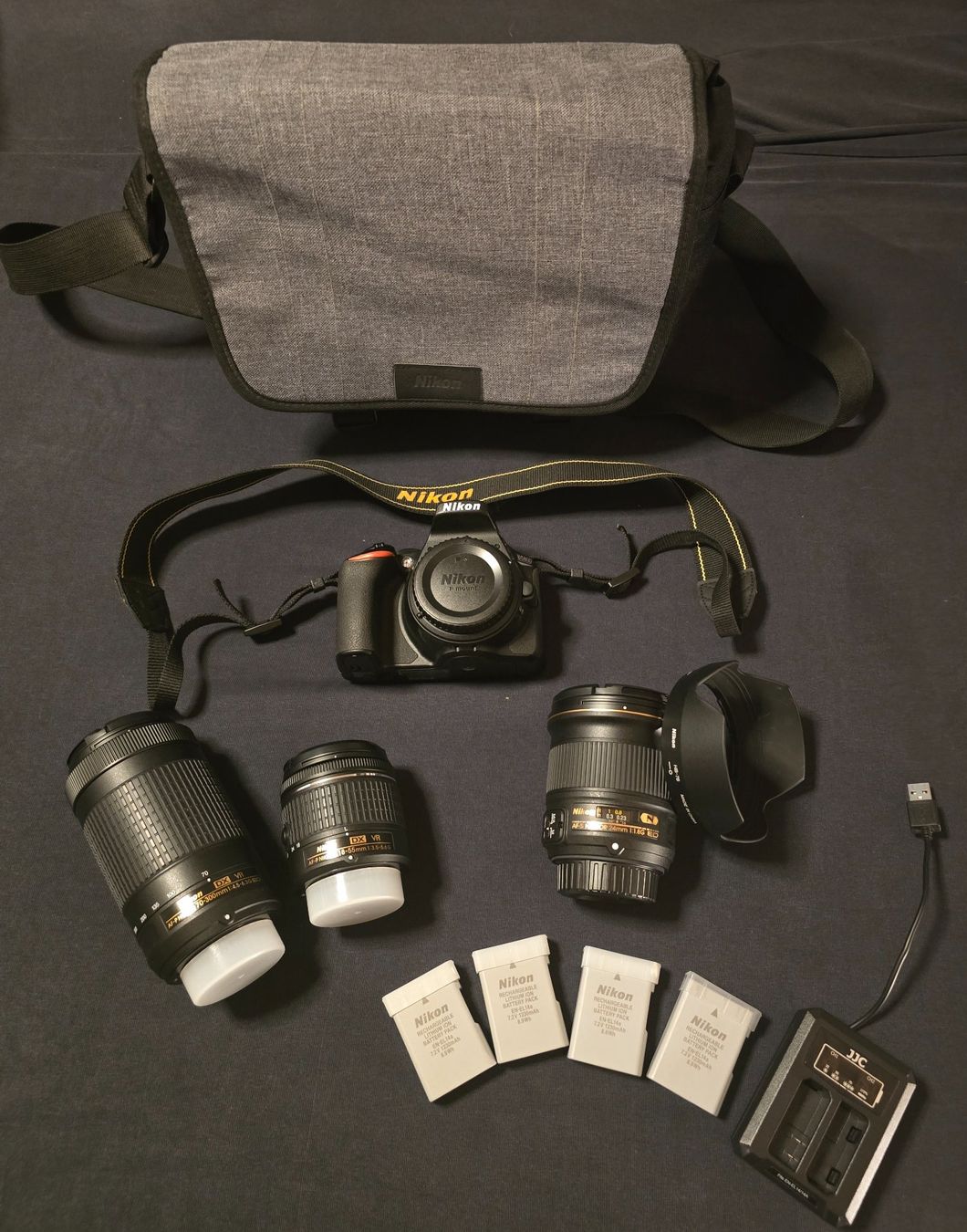 Nikon Fotocamera: Nikon D5600 SET – Usato da Ried b. Kerzers venduto da Moni1981