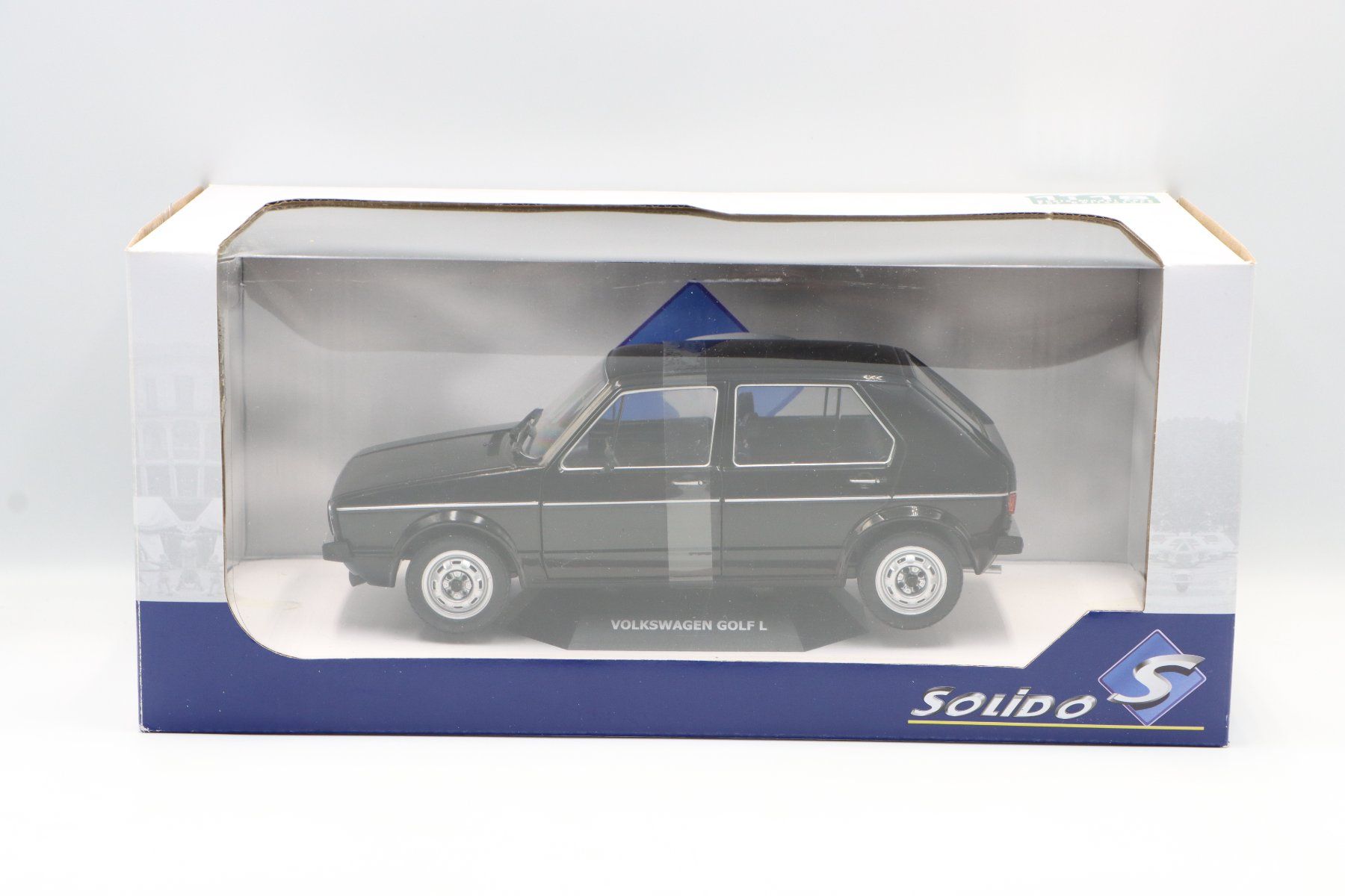 Volkswagen Modellini d'auto: VW Golf 1 L 1983 1:18 Solido – Nuovo e nell'imballaggio originale da Bühl b.Aarberg venduto da modelldiecast
