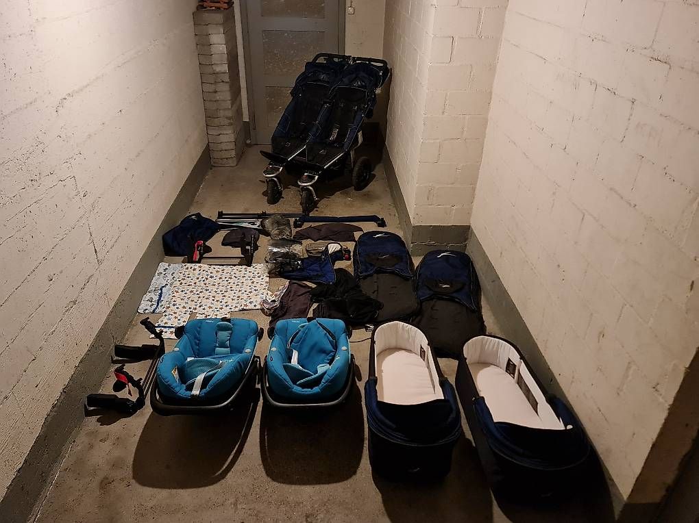 Carrozzine: Zwilings Kinderwagen  – Usato da Emmenbrücke venduto da D.S.L.L
