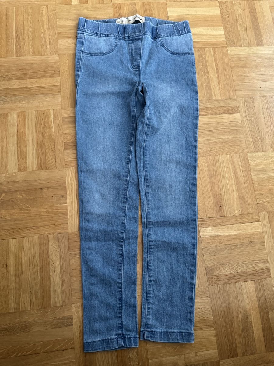 Pantaloni: Kinder Leggings, Gr. 140 – Usato da Kilchberg ZH venduto da Von_dutch