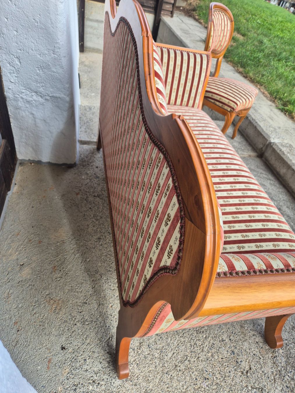 Sofas: BEQUEMES SOFA MIT 6 STÜHLEN – Gebraucht aus Steffisburg von Lissi13 5