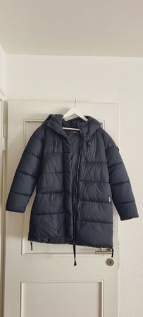 Khujo Winterjacke Schwarz, Grösse M, Top Zustand!