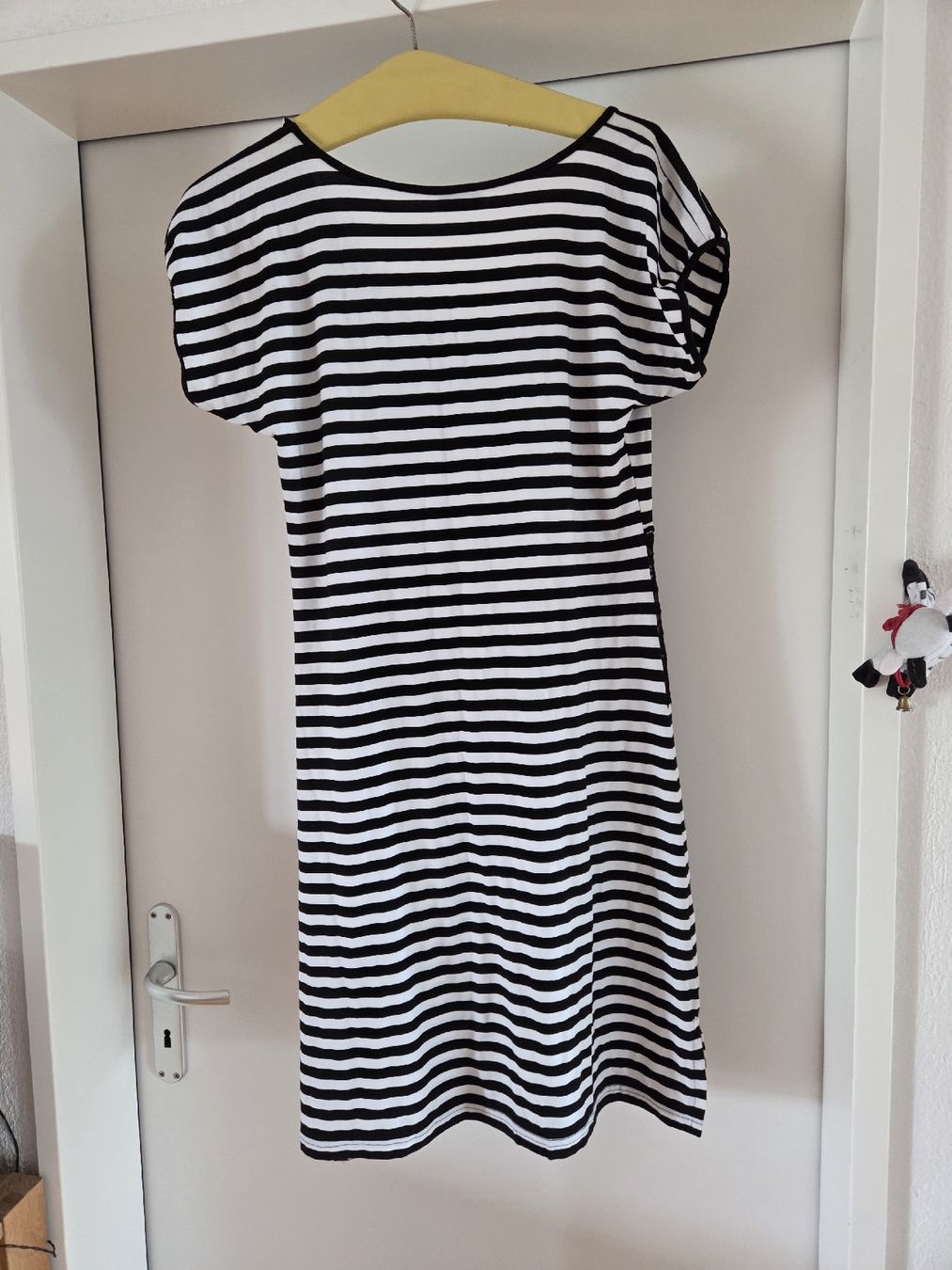 Kleider: Sommerliches Kleid mit Spitze, Gr. M – Neu (gemäss Beschreibung) aus Pfäffikon ZH von e13_x2n5 3