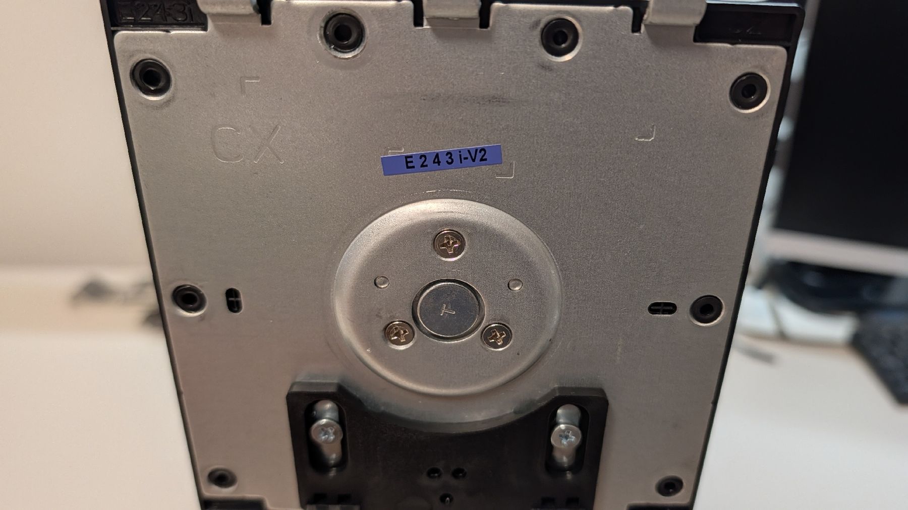 Hewlett Packard Altro in Decorazioni & Accessori: HP Standfuss zu Bildschirm Elite E243i – Usato da Sursee venduto da csonline 3