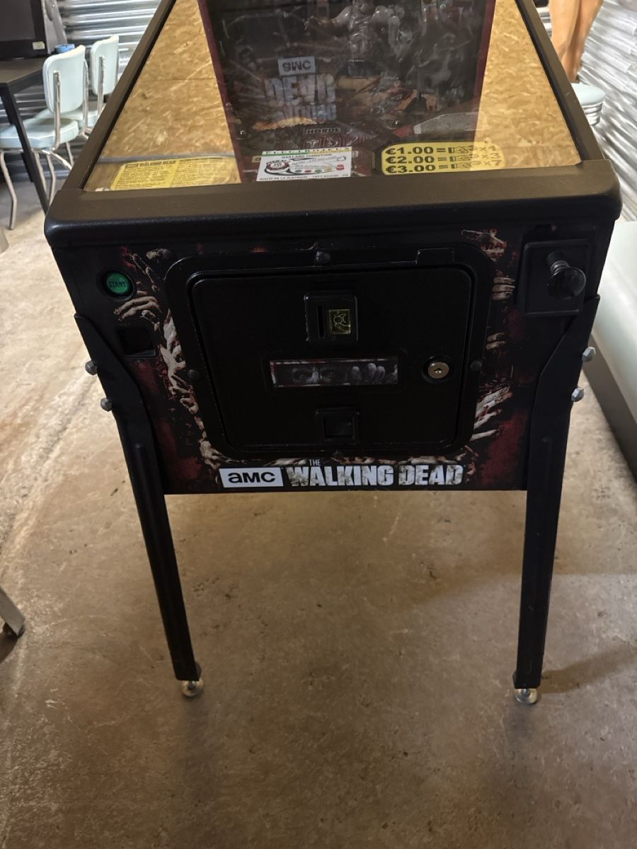 Stern Pinball Flipper: Flipper walking dead – Usato da saxon venduto da electrojeux 2