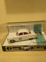 Corgi 1/43 - Anne Hall Ford Zephyr Mk2