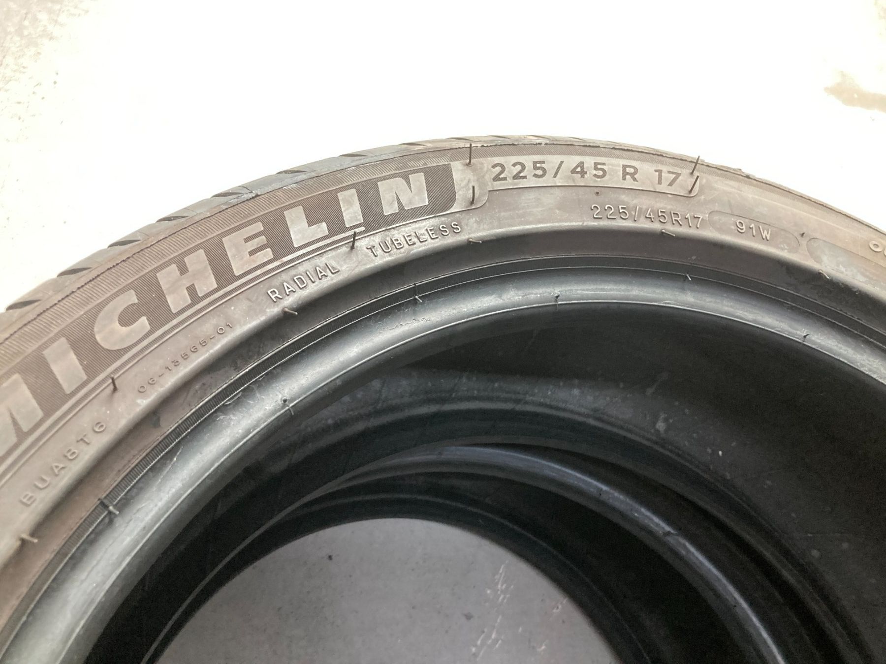 Michelin Pneus & Kompletträder: 225/45R17 Sommerpneu Michelin – Gebraucht aus Cham von WB2223 1