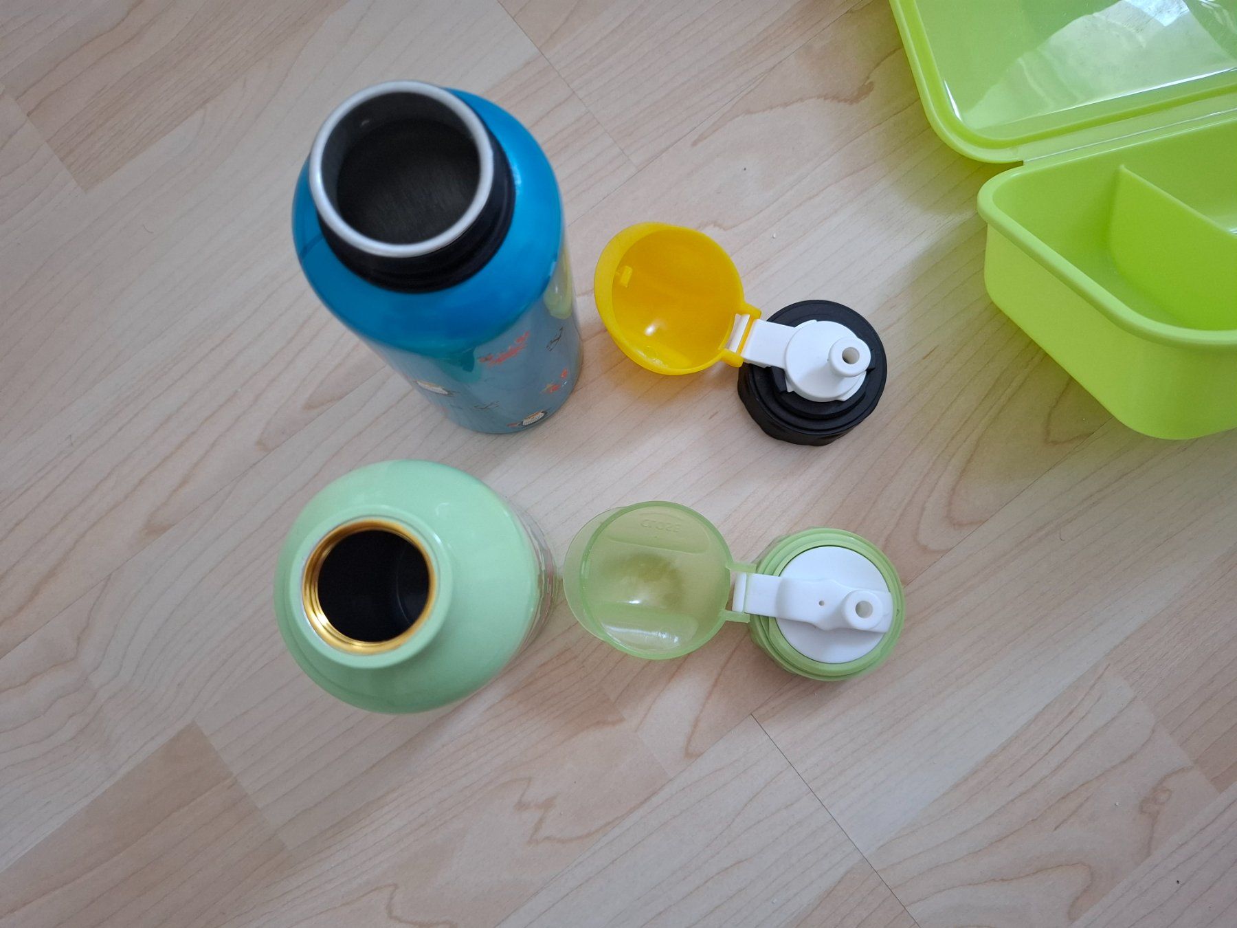 Borracce & Thermos: 2xTrinkflasche und 1xZnünibox – Usato da Oberurnen venduto da rotty80 3